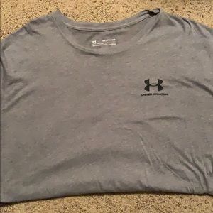 XXL  men’s under armor T-shirt